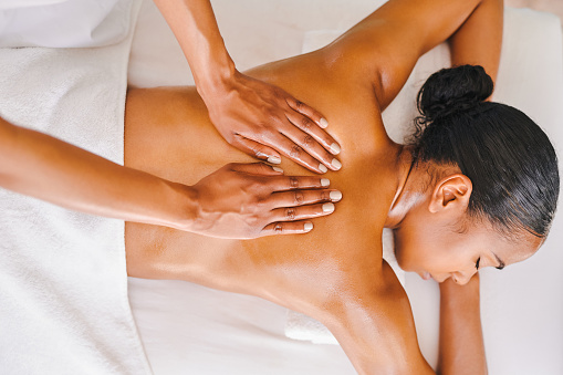 10 suggestions to choose a good massage therapist post thumbnail image